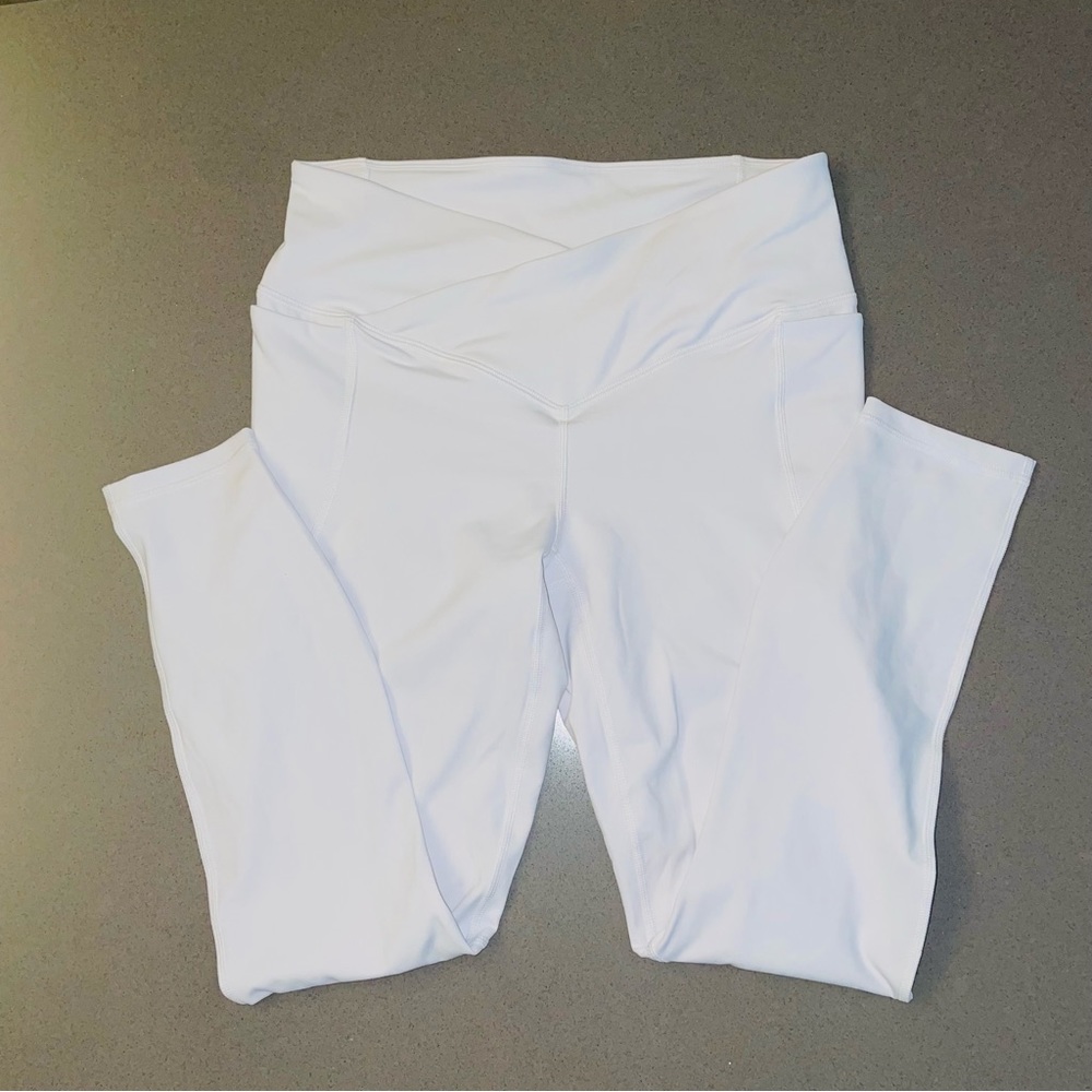 NWOT Fabletics Pureluxe Leggings Size Small